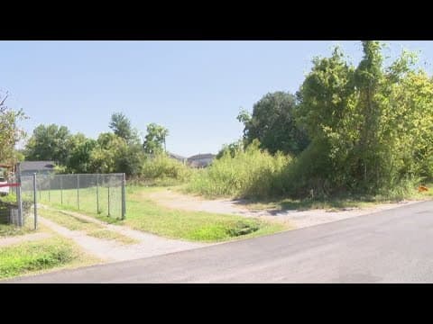 City steps in again after KHOU 11 report, helping Fifth Ward resident living next to overgrown lot