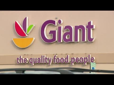 Large bags banned from select Giant stores in the DMV