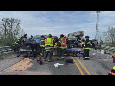 1 killed, another injured in crash in Avon