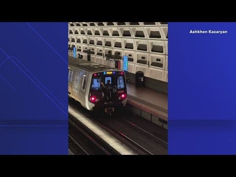 Person spotted jumping onto back of Metro railcar at McPherson Square Station