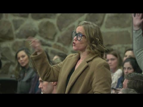 Hundreds of frustrated parents pack Keller ISD board meeting amid potential district split