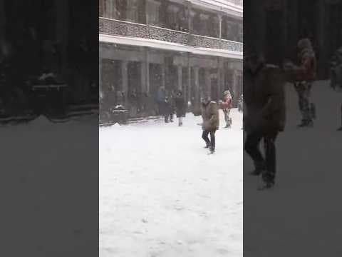 Snowball fight erupts in Jackson Square, New Orleans #snow