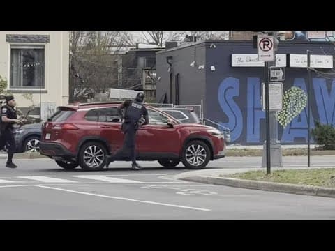 Carjacker allows driver to grab child before taking car in DC, police say