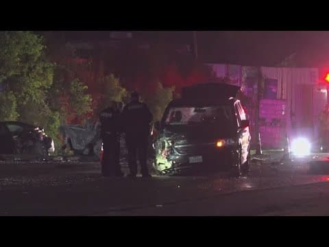 2 dead after driver loses control, crashes into oncoming traffic in east Harris County, HCSO says