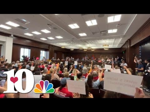 Lawmakers discuss guns in school at special session