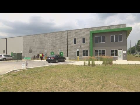 RecycleForce, Keys2Work hold ribbon-cutting ceremony for new east Indianapolis building