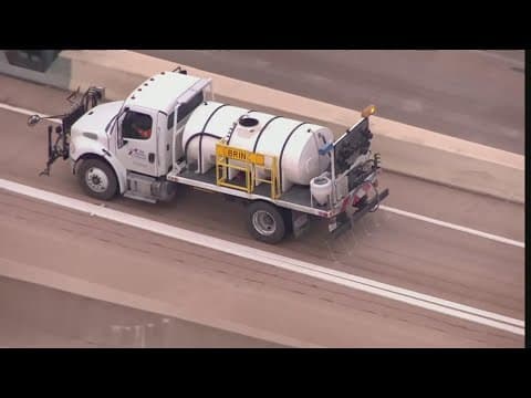Crews pretreat North Texas roads ahead of freezing temperatures