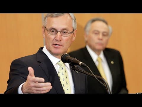 Former Ohio State head coach Jim Tressel stepping down as Youngstown State president