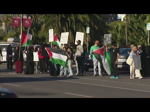 Palestinian supporters gather for rally in downtown San Diego