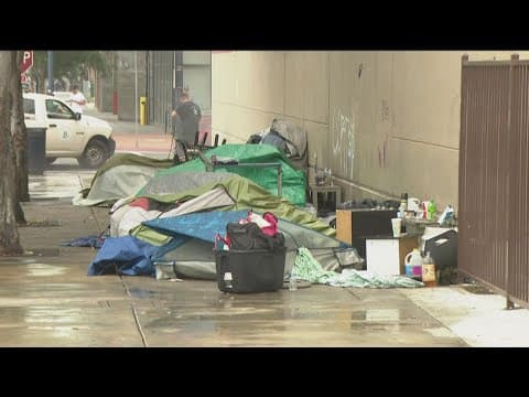 San Diego Police force unsheltered people to take down tents during the day
