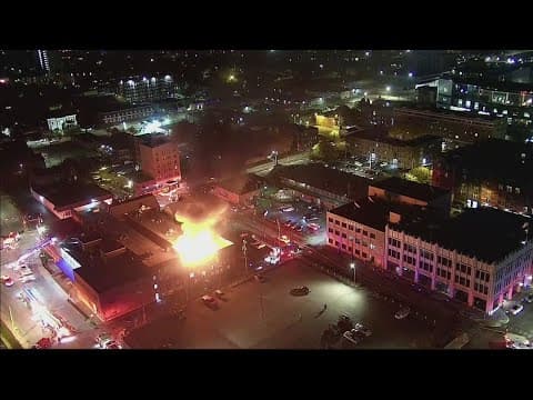 Firefighters battle blaze at HVAF building in downtown Indianapolis
