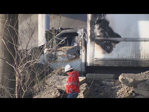 At least 3 vehicles involved in 'major fatality accident' that shut down I-20