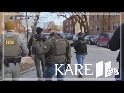 Colombian government agrees to deportation deal after Trump tariff threat