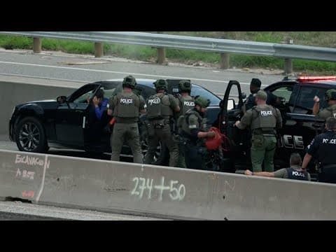 Hours-long standoff on State Highway 183 in North Texas ends in arrest