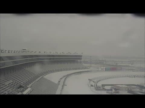 Snow, sleet move through Texas
