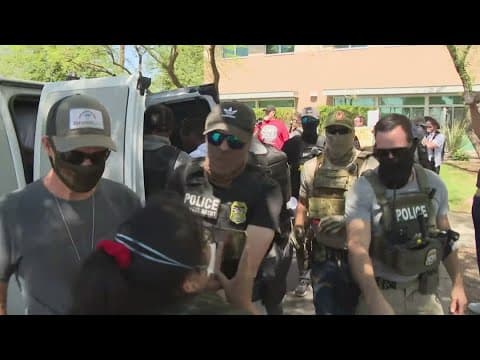 At least 10 people arrested by ICE at Dallas immigration court