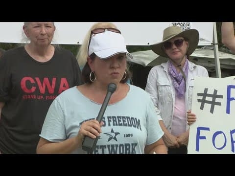 Volunteer groups urge Gov. Abbott to apply for extended flood relief