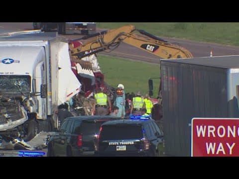 5 people killed, one still hospitalized following 'mass casualty' crash on I-20, Texas DPS says