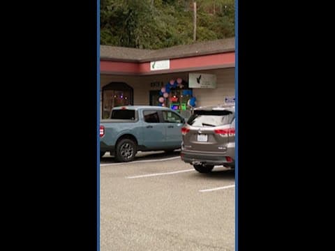 Man arrested after violent assault on Edmonds massage business employees