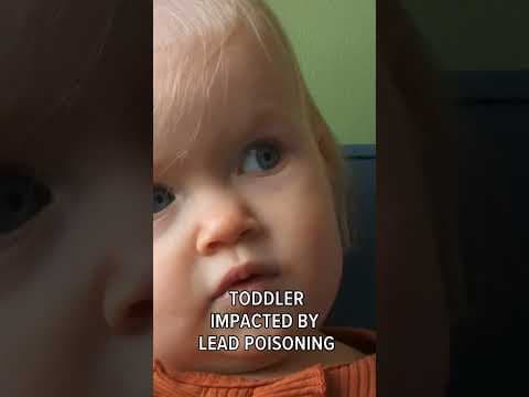 Toddler poisoned by applesauce pouches