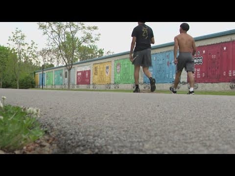 Neighbors meet about Monon Trail project