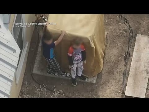 Deputies defuse standoff with armed boys