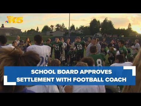 Bremerton School Board votes to accept settlement with Joseph Kennedy