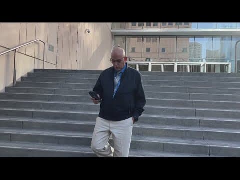 Ex-Sheriff's deputy gets probation in online sex sting