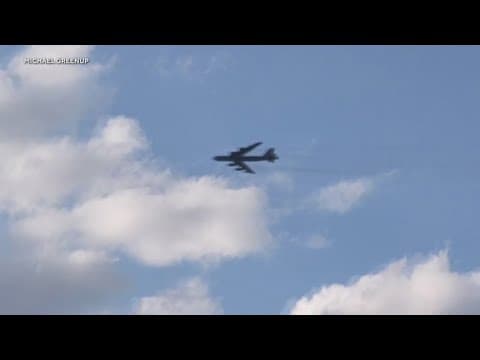 Video shows close call between Delta flight and B-52 bomber