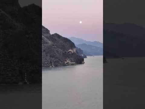 YouTube thumbnail for video wKFRDLUDNgM