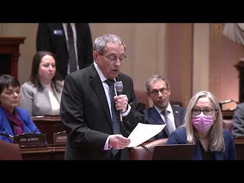 Moment of silence at Capitol for fallen first responders