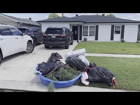 North Kenner residents forced to remove flooring, carpet after water rushed into homes