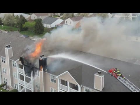Adult, child injured in south Indianapolis apartment fire