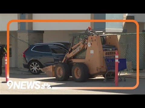 2 injured after car crashes into building