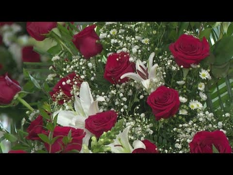 Need last-minute flowers for Valentine's? Check out 'Flower Row'