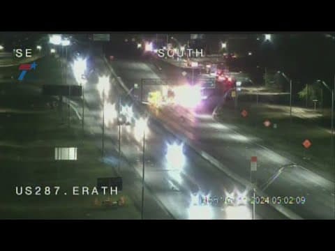 Traffic Alert: 3 car crash closes Highway 287 in Fort Worth