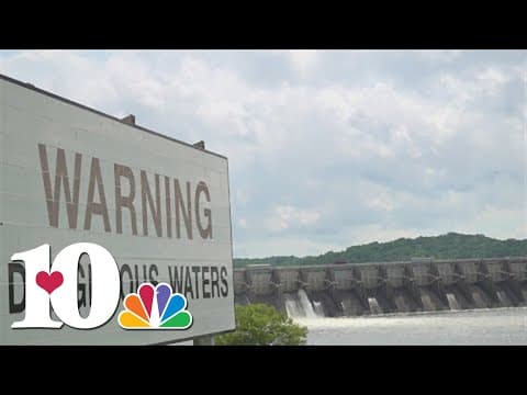 Thank you, rain! || Spillways at Fort Loudoun Dam are open