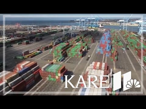 Markets plunge again after fallout from Trump's tariffs