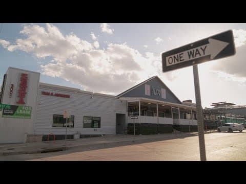 31-year-old man killed, 5 people injured in West 7th, Fort Worth police say