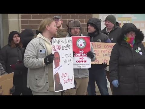 Starbucks strike expands over holiday season