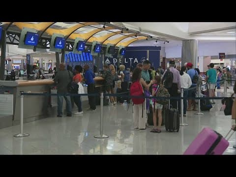 Lawmakers raise concerns about Delta using AI to set ticket prices