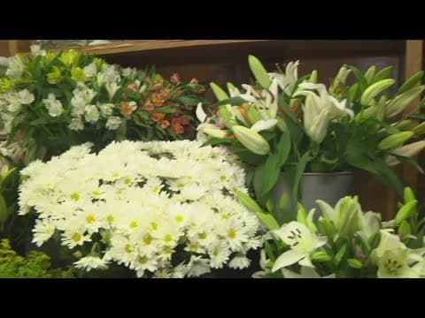 DC flower shops prepare for Mother's Day this weekend