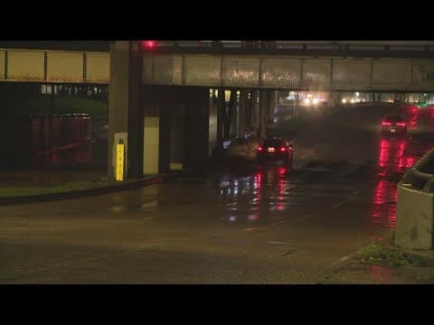 Watching for street flooding in New Orleans as heavy rain moves through