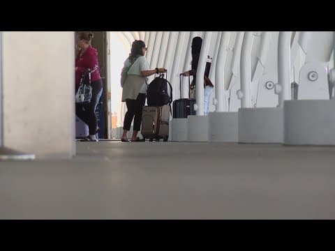 'We're being held hostage'| Labor unions, government employees react to government shutdown